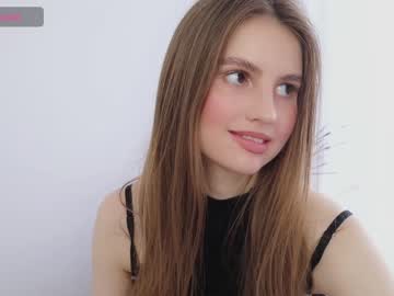 girl
        fluffy_angel cam image #4202918