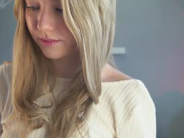 girl
        infinitysoul_ cam image #1077935