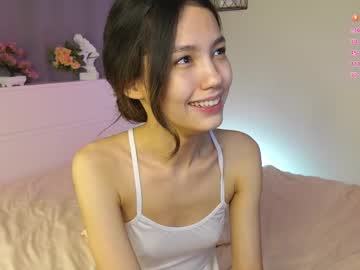 girl
        augustaherlan cam image #6382341