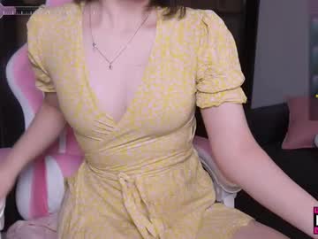 girl
        triss_moon cam image #6221009