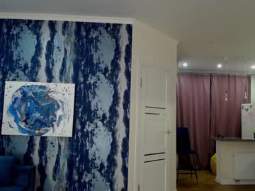 girl
        _eva_001 cam image #468973