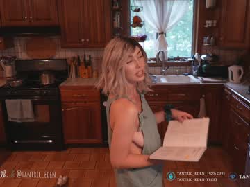 girl
        tantric_eden_ cam image #1907787