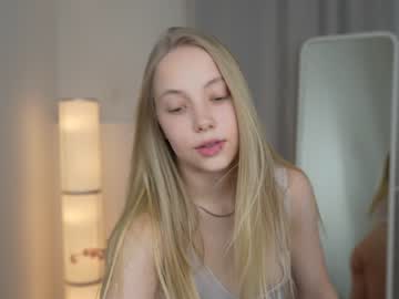girl
        appr0ved cam image #2916551