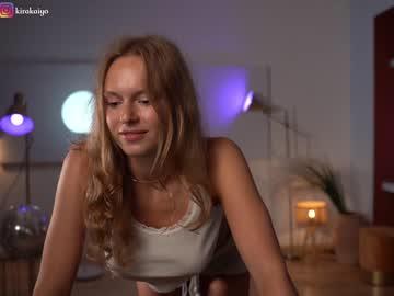 girl
        chillwithkira cam image #2209039