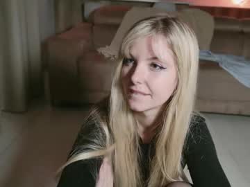 girl
        cassy_cum cam image #5442263
