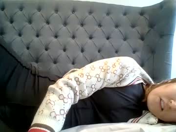 girl
        eatmypie69 cam image #2859974