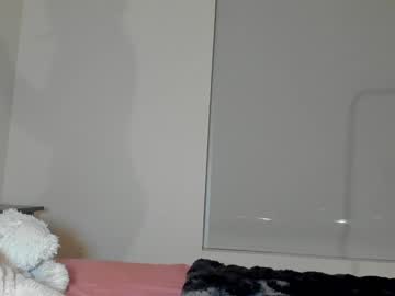 girl
        rosykindred cam image #703253
