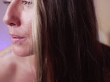 girl
        ashlyndiamond cam image #407658