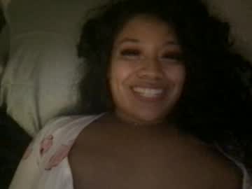 girl
        ohmyyleilani cam image #6070077