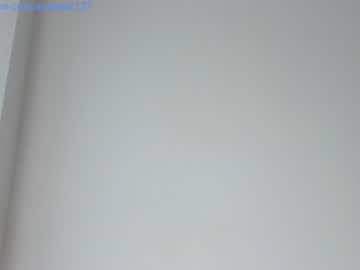 girl
        _ayya cam image #1896326