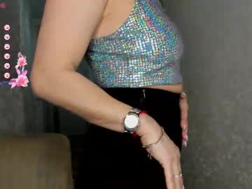 girl
        monica__bellucci cam image #6074507