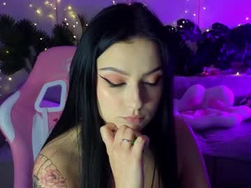 girl
        agara_romen cam image #4885972