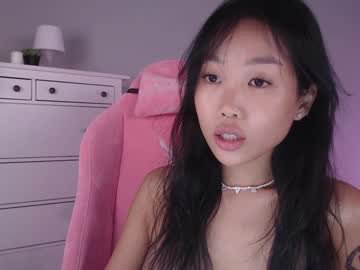 girl
        norma_blum cam image #4943123