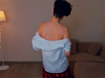 girl
        cruellade_vil cam image #4188343