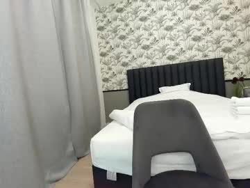 girl
        ehotlovea cam image #6132960
