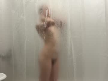 girl
        holydori cam image #5475180