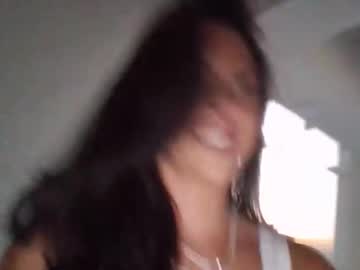 girl
        mariariccii cam image #6577476
