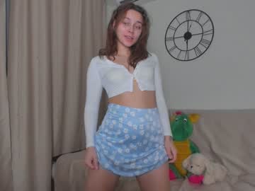 girl
        eleonora_linn cam image #325385
