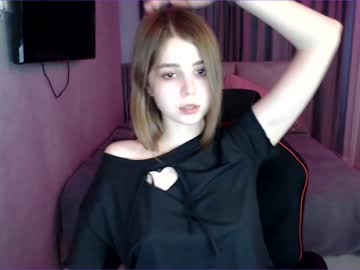 girl
        tripleprinces cam image #1877862