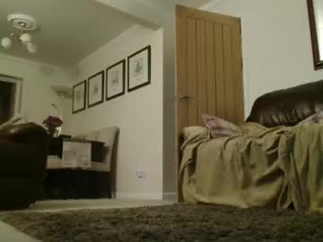couple
        cumwithus60 cam image #4644466