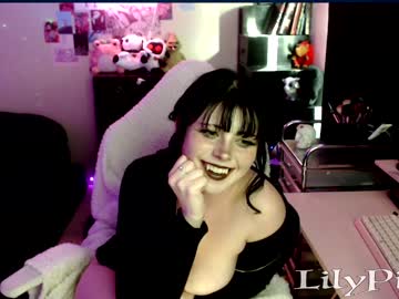 girl
        lilypixel cam image #2503983