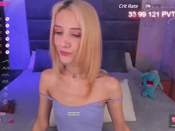 girl
        dreamy_kira cam image #5007038