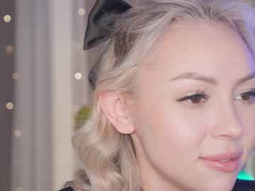 girl
        viaangel_ cam image #5607087