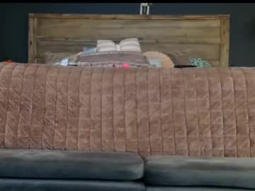 couple
        mssbb cam image #6140648