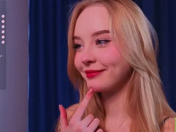 girl
        lissa_meooow cam image #4070657