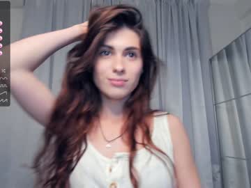 girl
        love_storiesa cam image #2552025