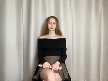 girl
        lizzy_cutie cam image #5086853