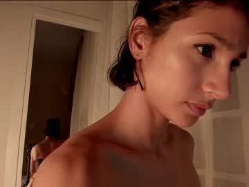 girl
        evatango cam image #148907