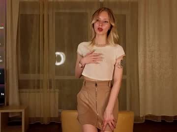 girl
        lynettedendy cam image #6870795